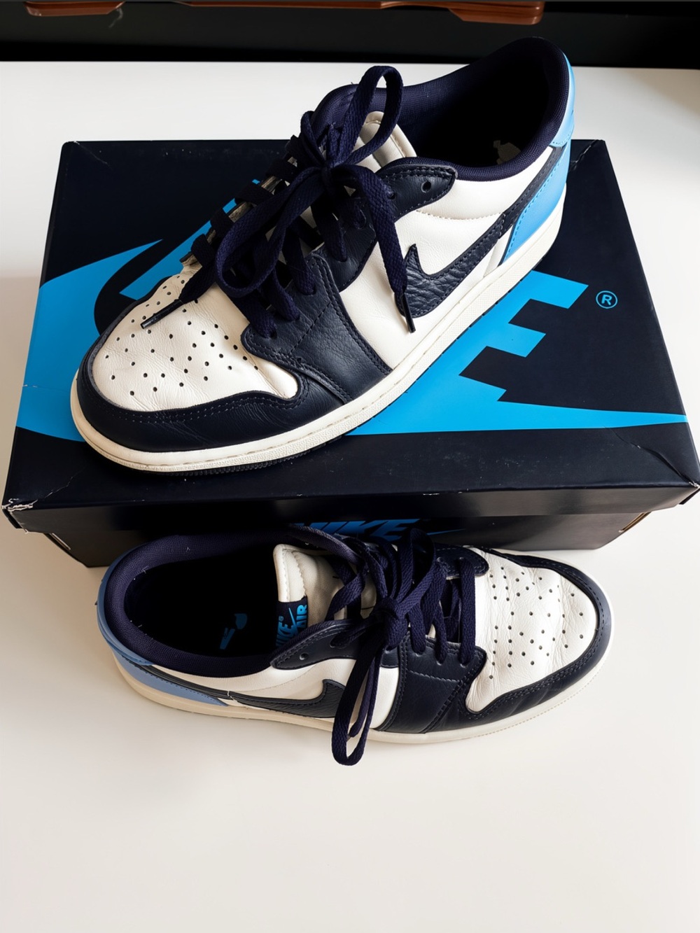 Air Jordan obsidian blue low